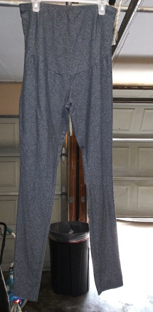 Womens medium sized maternity leggings